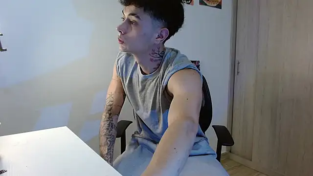 Snapshot of jaico_santos chatting on July 18, 2026, 11:30 pm jaico santos online show from July 18, 2026, 11:30 pm