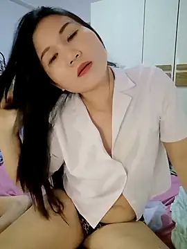 wen78759 online show from February 6, 2026, 7:23 am