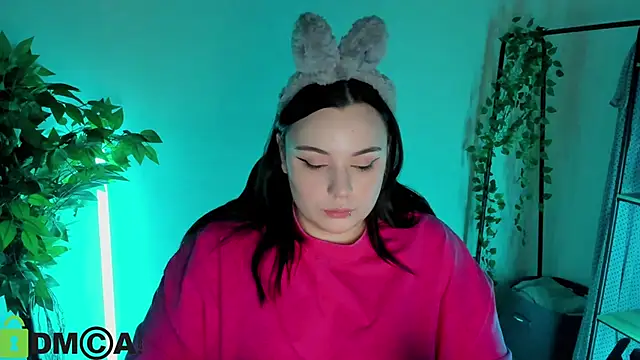 Mia R0ss online show from February 17, 2026, 11:11 pm