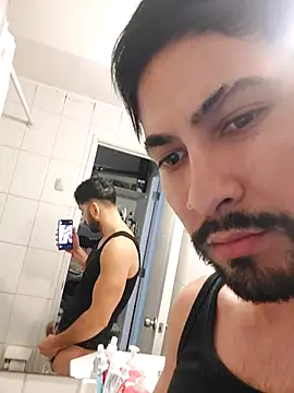 Johnsfitnes online show from October 9, 2025, 9:57 pm