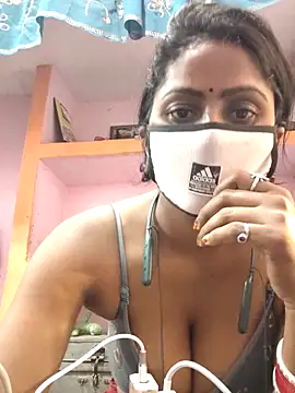 Jasmine Januja online show from November 6, 2025, 2:12 am