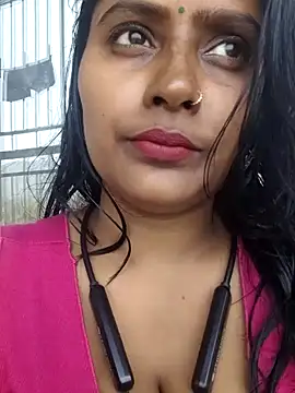 Snapshot of Jasmine_Januja chatting on February 6, 2026, 11:02 am Jasmine Januja online show from February 6, 2026, 11:02 am