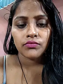 Snapshot of Jasmine_Januja chatting on May 7, 2026, 3:23 am Jasmine Januja online show from May 7, 2026, 3:23 am