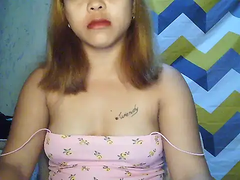 AsianKelly69 online show from November 18, 2025, 3:27 pm