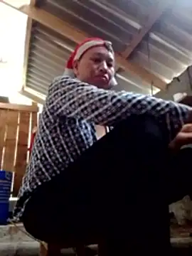 donna-bae online show from March 5, 2026, 9:49 am