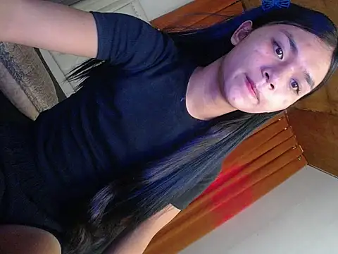 Snapshot of sweet_athena chatting on March 19, 2026, 7:23 am sweet athena online show from March 19, 2026, 7:23 am