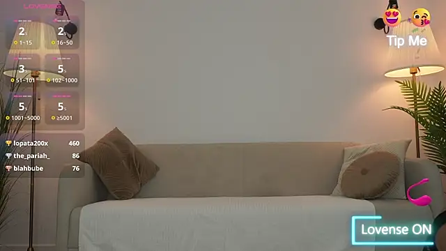 adisson fox online show from October 15, 2025, 6:24 am