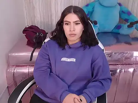 im anny t online show from September 16, 2025, 1:56 pm