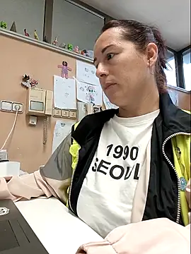 bichota85 online show from November 5, 2025, 10:26 am