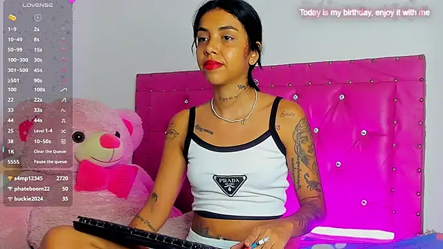 dahiiangomezz online show from June 20, 2026, 11:40 pm