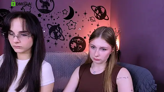 ariana ross7 online show from April 18, 2026, 7:58 pm