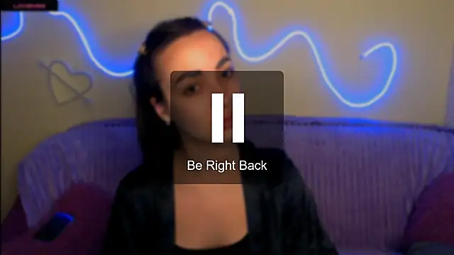 Mia cutie77 online show from October 25, 2025, 7:16 am