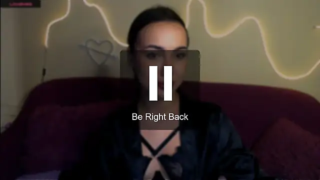 Mia cutie77 online show from November 30, 2025, 10:30 am