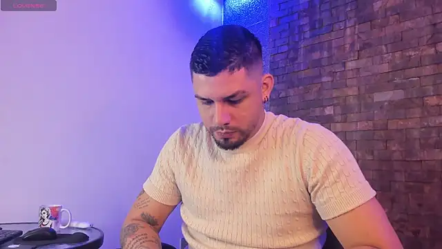 Snapshot of Jacob19_ chatting on September 17, 2025, 1:24 pm Jacob19  online show from September 17, 2025, 1:24 pm