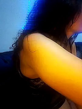 Snapshot of dulcefanny chatting on June 8, 2026, 1:28 am dulcefanny online show from June 8, 2026, 1:28 am