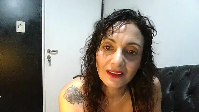 Snapshot of dulcefanny chatting on July 26, 2026, 5:04 am dulcefanny online show from July 26, 2026, 5:04 am