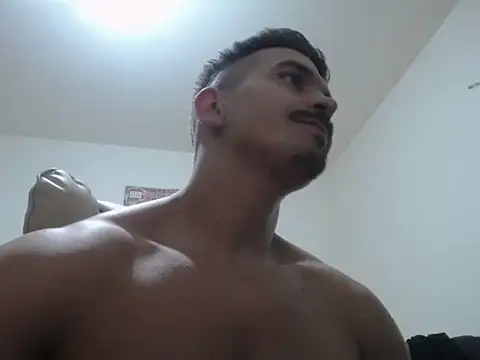 MasterDani001 online show from August 5, 2026, 7:38 pm