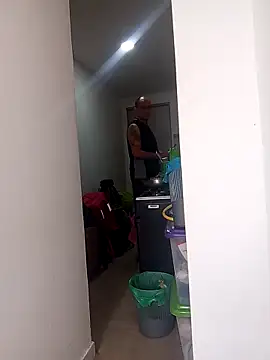 Snapshot of MarlonRav7 chatting on October 1, 2025, 4:02 pm MarlonRav7 online show from October 1, 2025, 4:02 pm