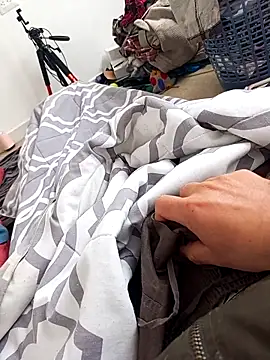 Snapshot of MarlonRav7 chatting on October 8, 2025, 1:53 pm MarlonRav7 online show from October 8, 2025, 1:53 pm