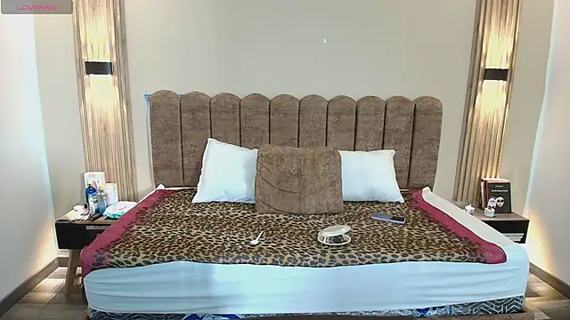 Snapshot of Sasharosee2 chatting on September 21, 2025, 12:07 pm Sasharosee2 online show from September 21, 2025, 12:07 pm