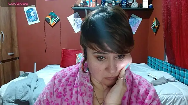 Snapshot of Sasharosee2 chatting on October 8, 2025, 12:03 pm Sasharosee2 online show from October 8, 2025, 12:03 pm