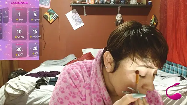 Snapshot of Sasharosee2 chatting on October 10, 2025, 12:04 pm Sasharosee2 online show from October 10, 2025, 12:04 pm