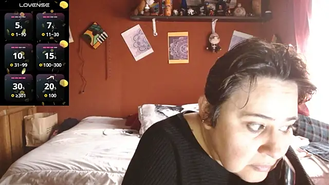 Snapshot of Sasharosee2 chatting on October 11, 2025, 12:36 pm Sasharosee2 online show from October 11, 2025, 12:36 pm