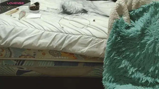 Snapshot of Sasharosee2 chatting on October 17, 2025, 12:19 pm Sasharosee2 online show from October 17, 2025, 12:19 pm