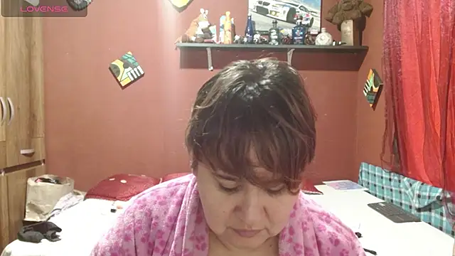 Snapshot of Sasharosee2 chatting on November 20, 2025, 1:00 pm Sasharosee2 online show from November 20, 2025, 1:00 pm