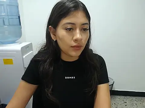 Alice-08 online show from May 28, 2026, 8:17 pm