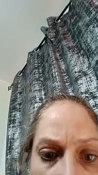 Snapshot of curvybabe88 chatting on November 13, 2025, 6:40 pm curvybabe88 online show from November 13, 2025, 6:40 pm