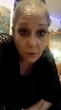 Snapshot of curvybabe88 chatting on November 26, 2025, 6:42 pm curvybabe88 online show from November 26, 2025, 6:42 pm