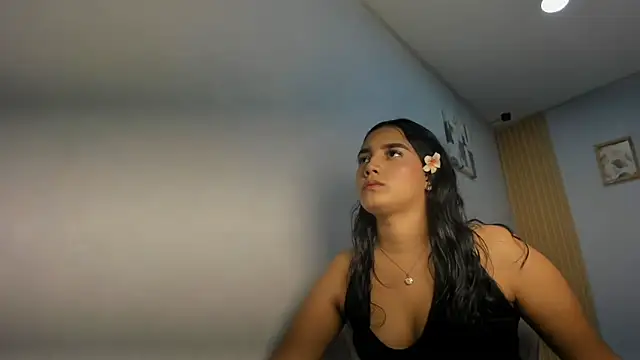 Dakota x18 online show from February 6, 2026, 7:50 pm