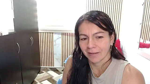 camilavargas  online show from June 2, 2026, 7:16 pm
