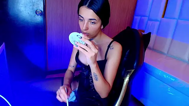 sophiadoll tf online show from November 1, 2025, 8:22 pm