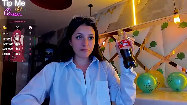 sophiadoll tf online show from March 21, 2026, 8:19 am