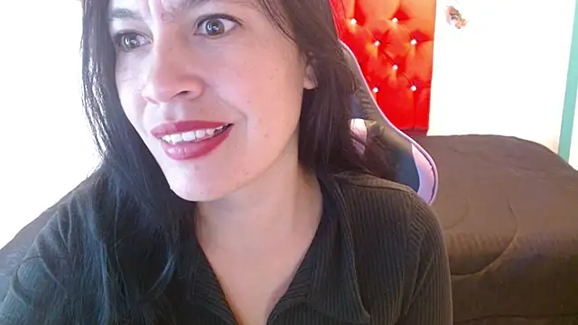 Snapshot of cristal1609 chatting on January 7, 2026, 1:02 pm cristal1609 online show from January 7, 2026, 1:02 pm