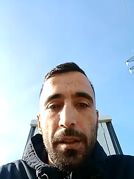 Snapshot of Deffnot7777 chatting on November 11, 2025, 10:26 am Deffnot7777 online show from November 11, 2025, 10:26 am