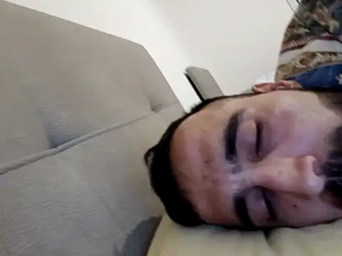 Snapshot of Deffnot7777 chatting on November 15, 2025, 12:41 am Deffnot7777 online show from November 15, 2025, 12:41 am