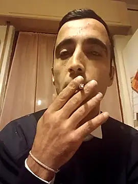 Snapshot of Deffnot7777 chatting on December 1, 2025, 9:20 pm Deffnot7777 online show from December 1, 2025, 9:20 pm