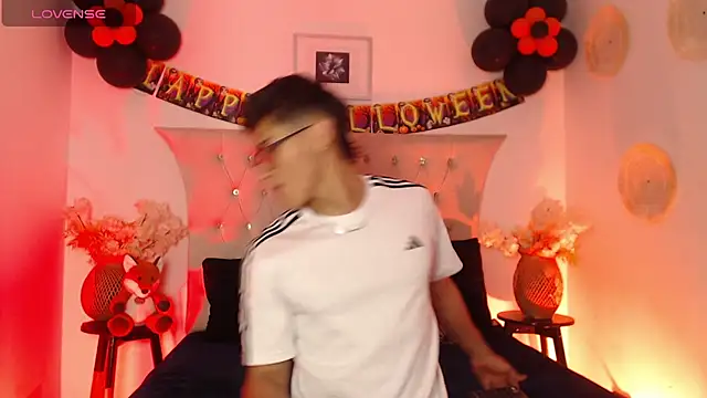 SalvadorFit online show from October 24, 2025, 8:38 pm