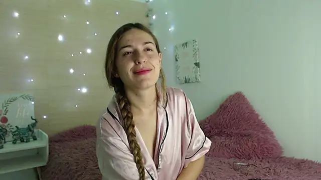 kat desiree online show from October 19, 2025, 11:33 am