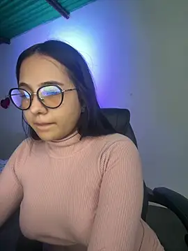 sacha torres02 online show from April 2, 2026, 4:10 am