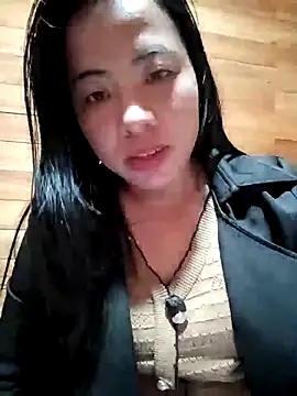 tulipsexy online show from February 15, 2026, 6:43 am