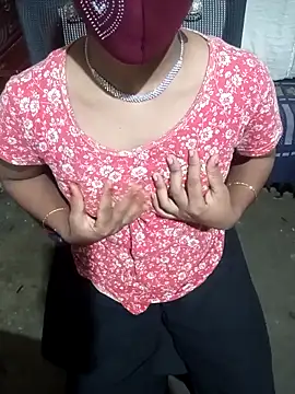 Cute Couple59 online show from September 29, 2025, 7:51 pm