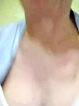 Alissa55552111 online show from September 30, 2025, 6:35 pm