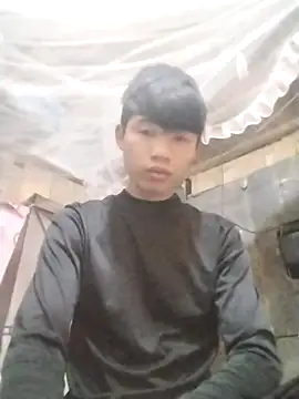 Nhyy xx online show from December 17, 2025, 8:20 am