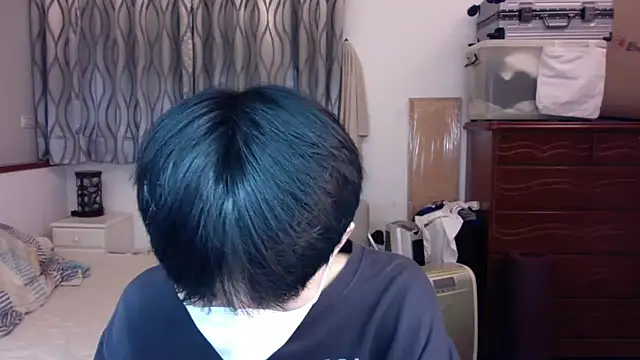 kai101010 online show from November 3, 2025, 3:24 pm