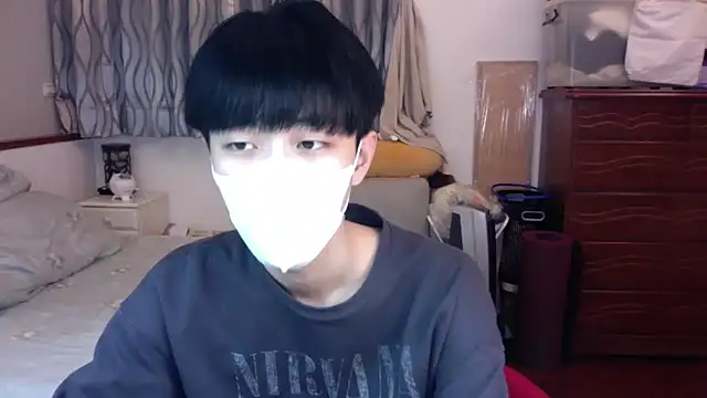 kai101010 online show from November 28, 2025, 3:04 pm