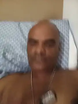 Snapshot of JeffersonRay chatting on July 3, 2026, 6:14 pm JeffersonRay online show from July 3, 2026, 6:14 pm